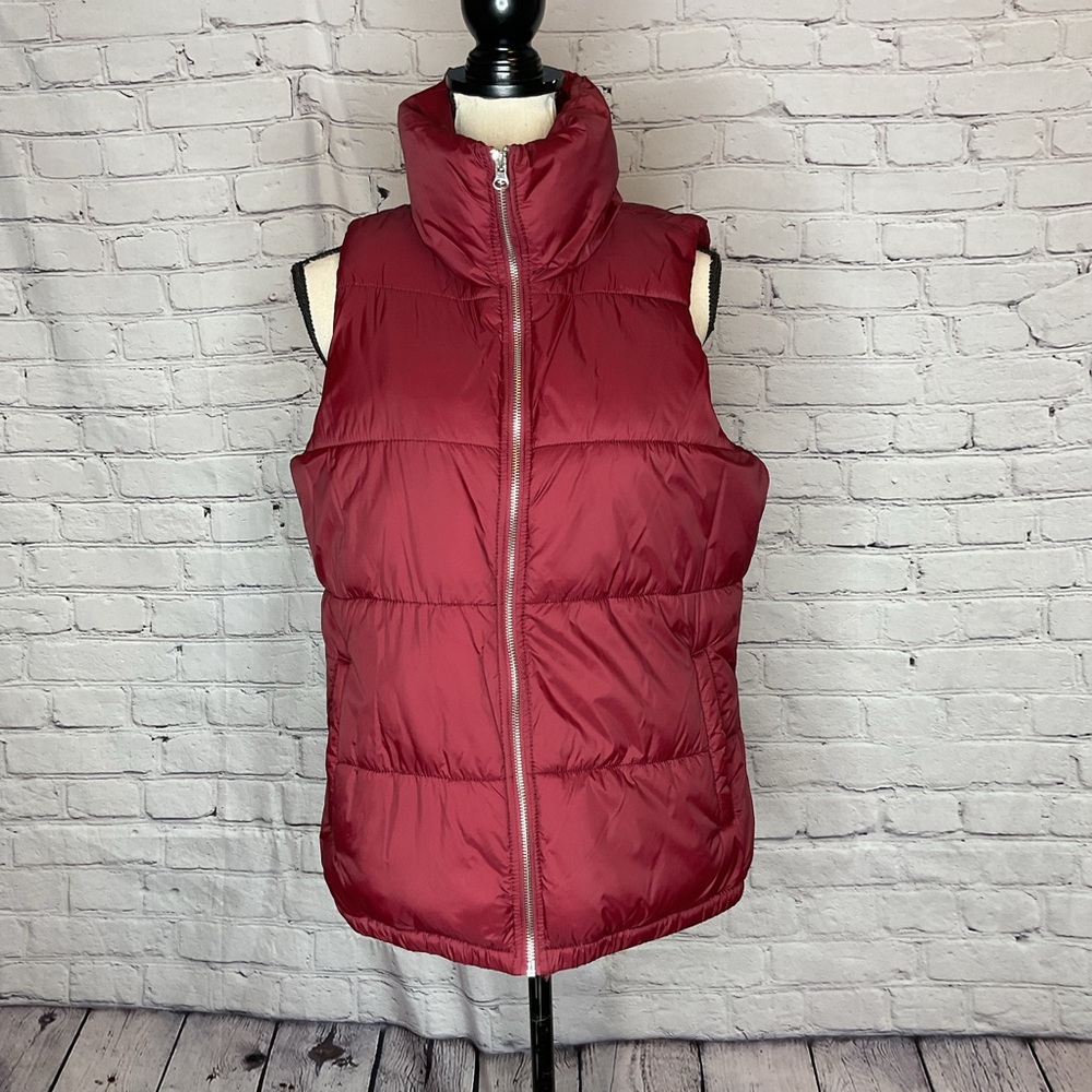 Old Navy Zip Up Puffer Vest Wine Medium